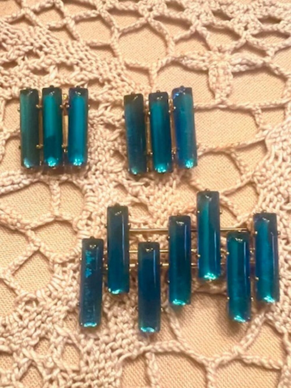 Mid‑Century Modern Blue Zircon Glass Rhinestone Brooch and Earring Ensemble